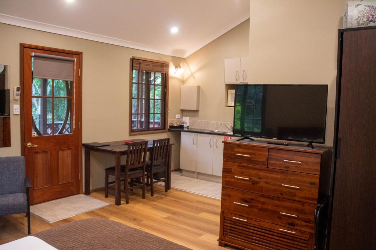 Sunshine Valley Cottages Woombye ภายนอก รูปภาพ