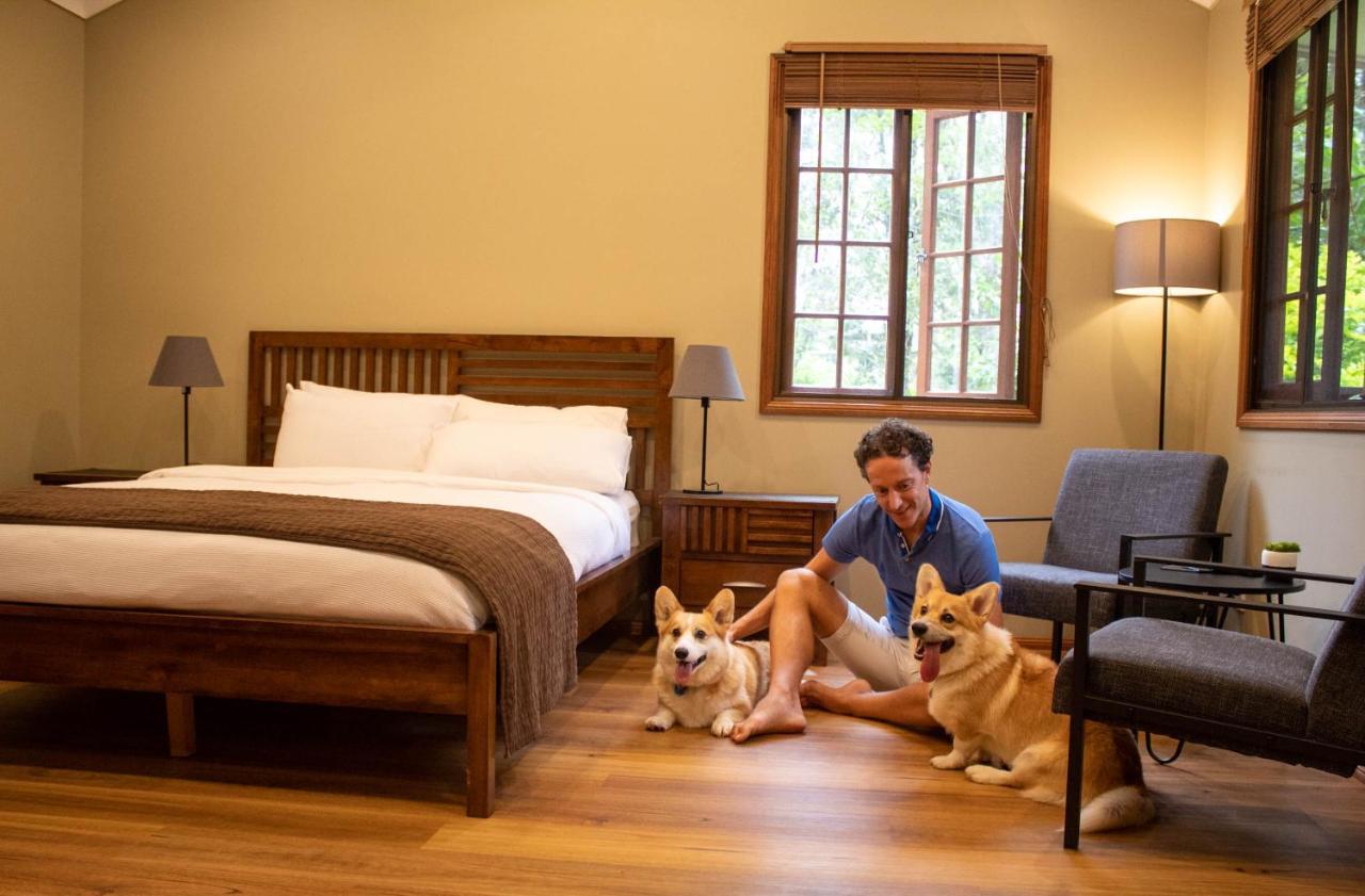 Sunshine Valley Cottages Woombye ภายนอก รูปภาพ
